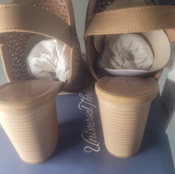 -new in box Heeled Sling Back Cut Out women Boots size 10 - Picture 5 of 11